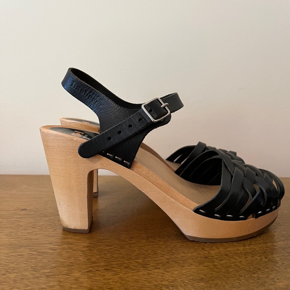 Swedish Hasbeens Woven Peep-Toe Clogs